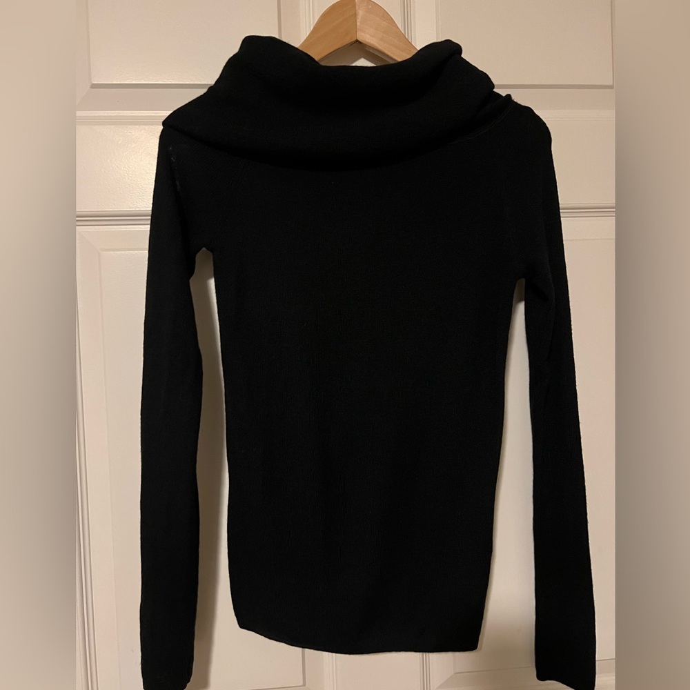 Zara Black Off the shoulder knit top S